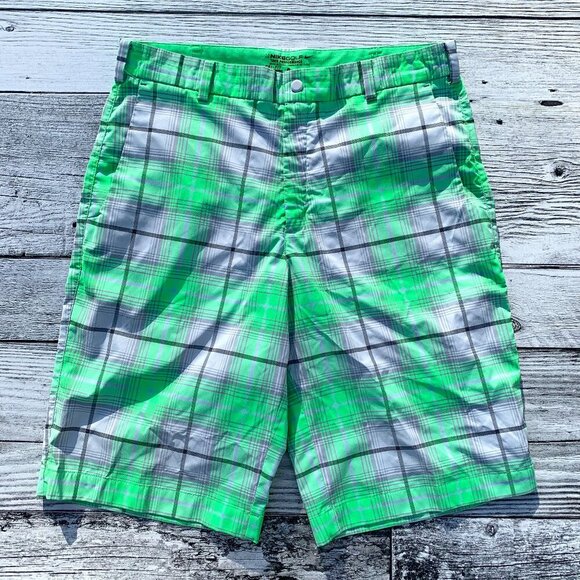 Nike Golf Tour Perfomance Dri-Fit Plaid Shorts - Picture 1 of 8